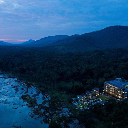 Niraamaya Retreats Samroha Athirappilly エクステリア 写真