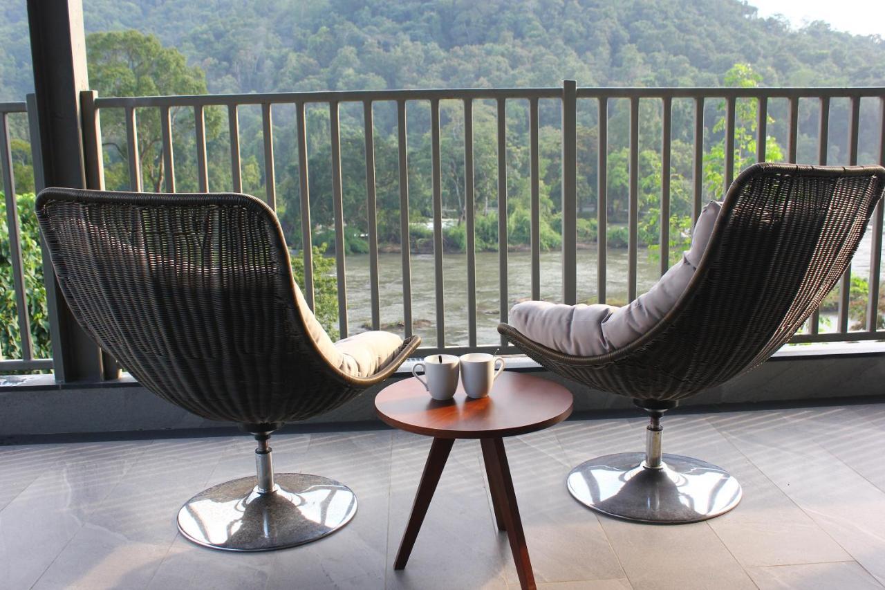Niraamaya Retreats Samroha Athirappilly エクステリア 写真