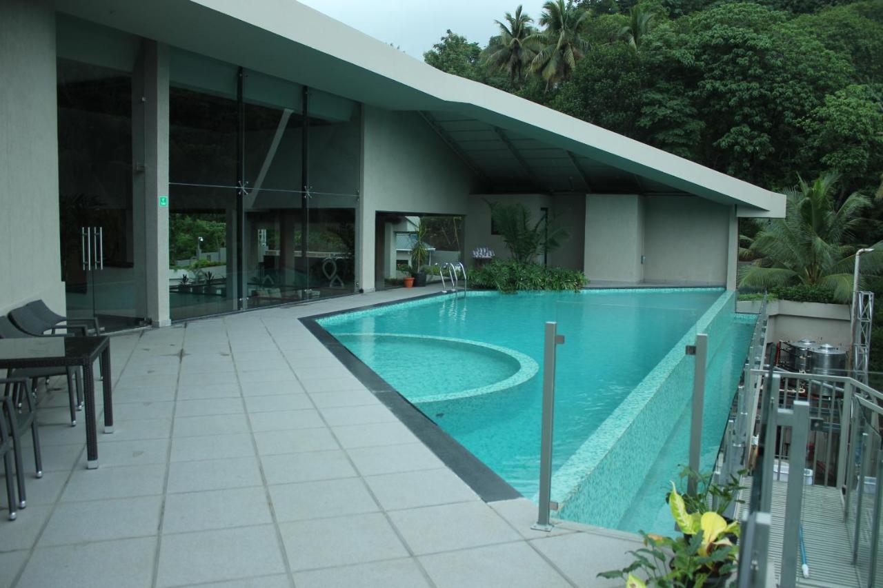 Niraamaya Retreats Samroha Athirappilly エクステリア 写真