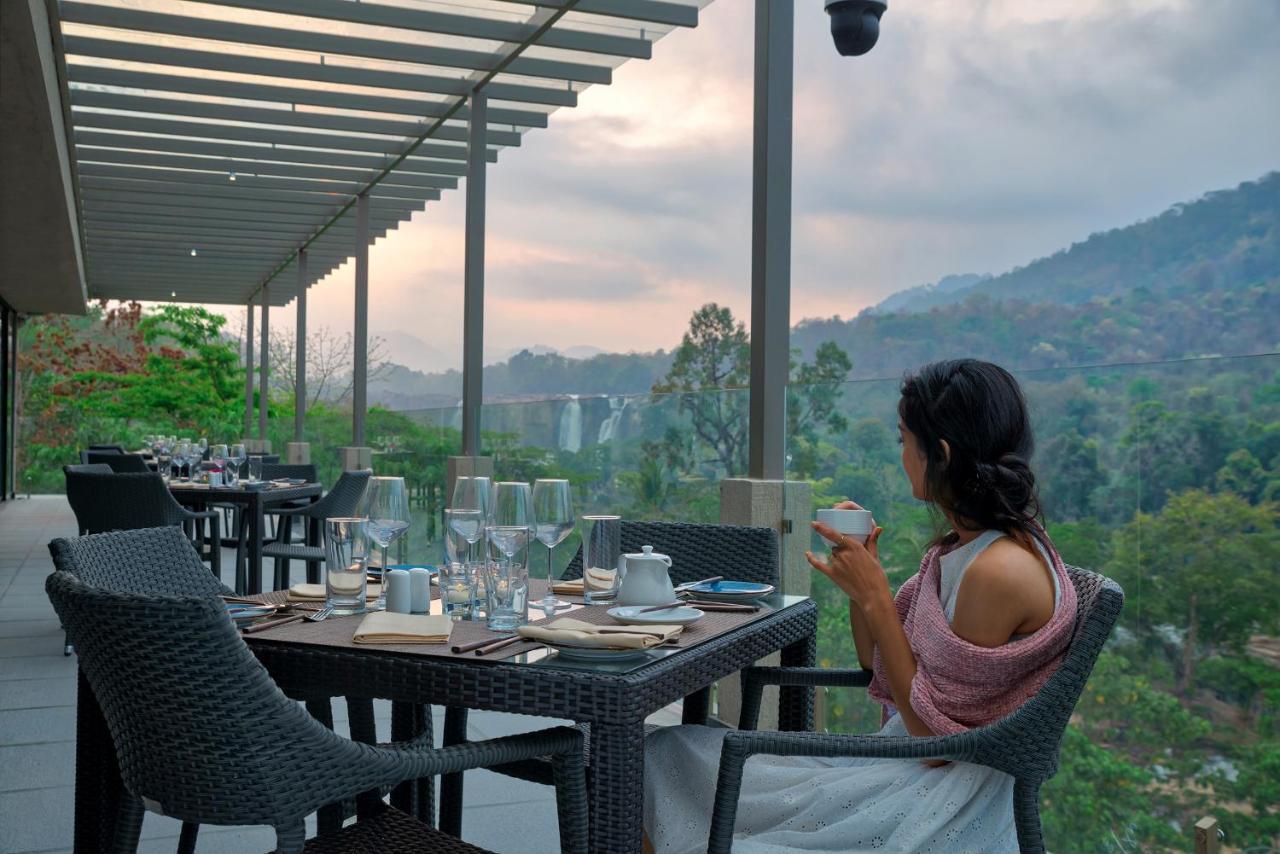 Niraamaya Retreats Samroha Athirappilly エクステリア 写真
